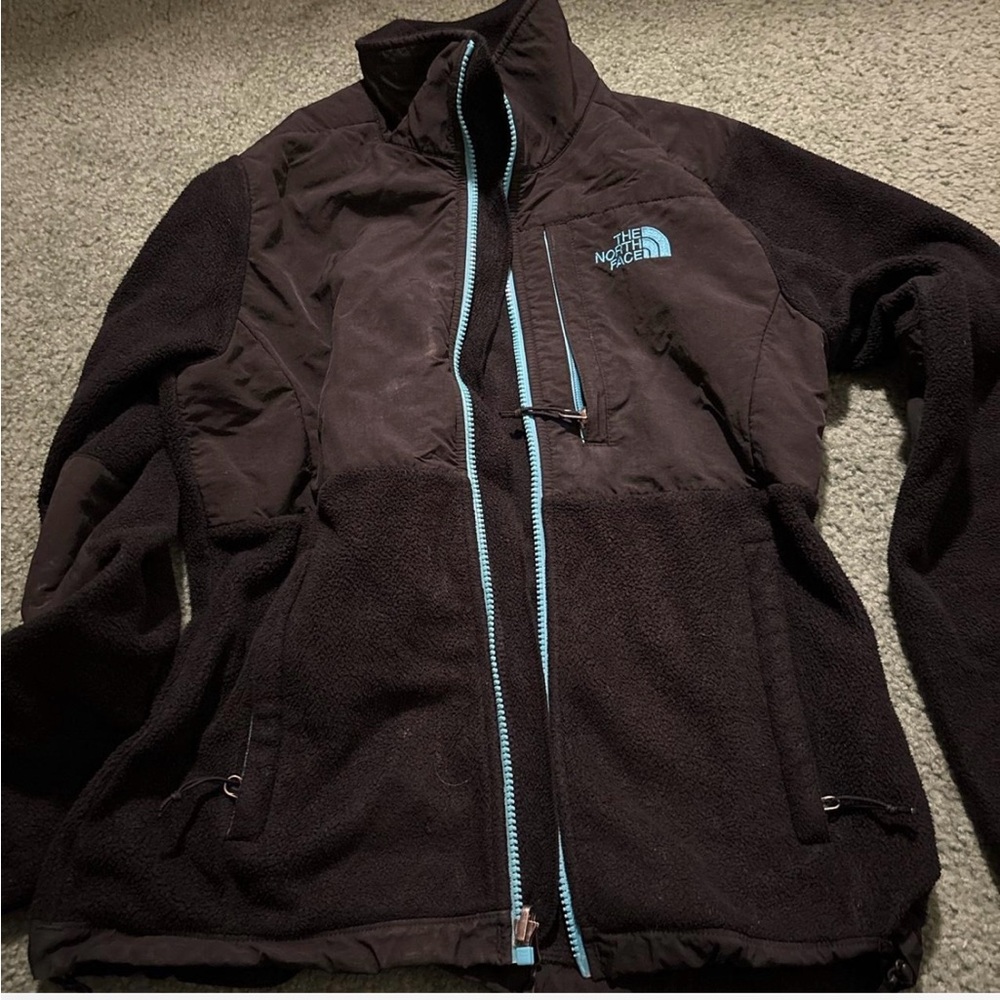 North Face Women’s Jacket with blue accents